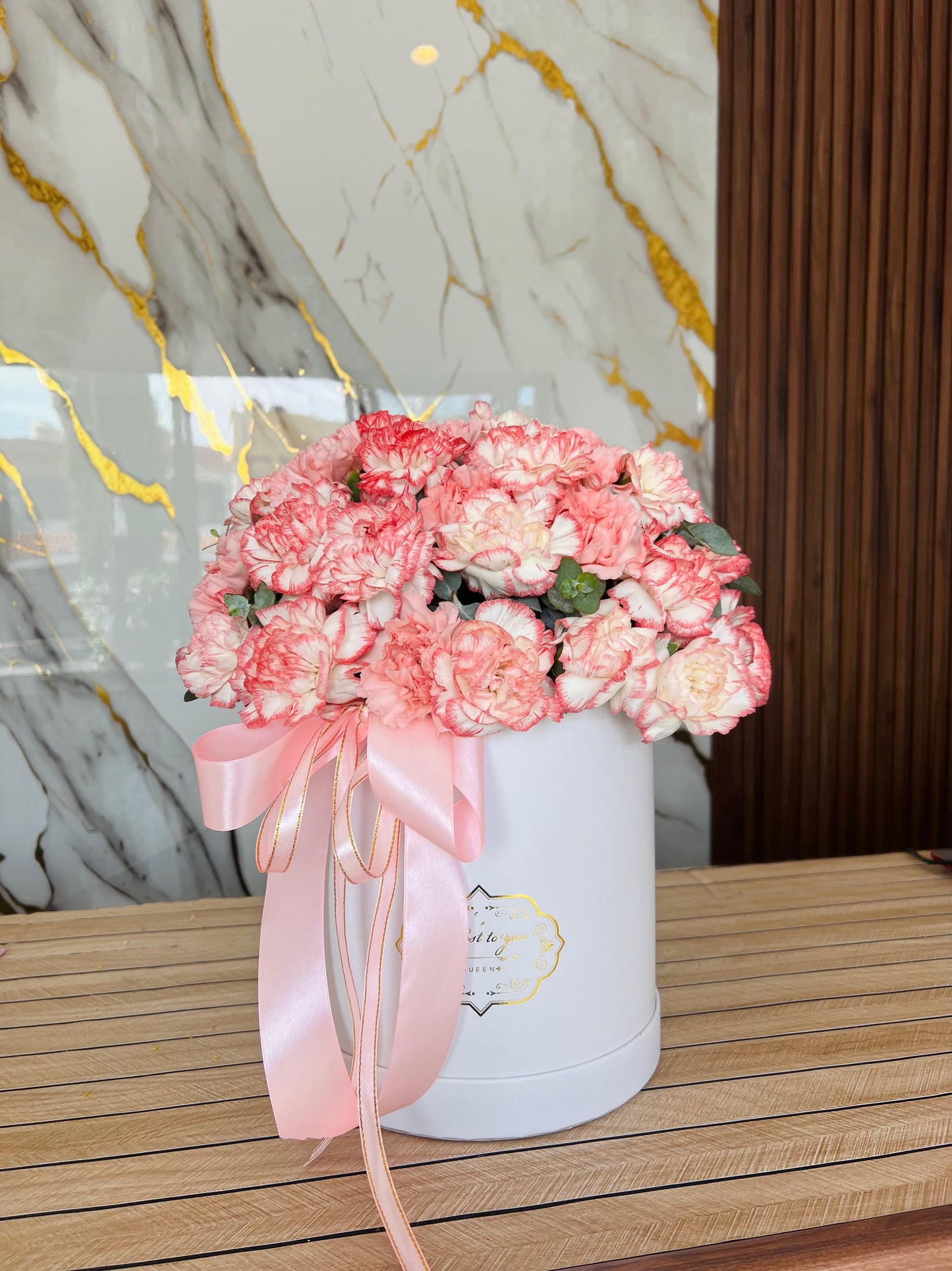 Luxy box